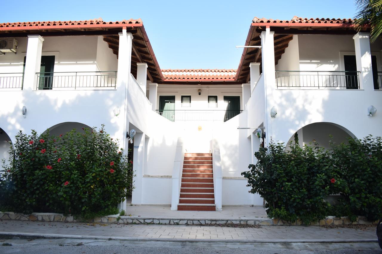 Akti Panela Beach Hotel Kávos Dış mekan fotoğraf