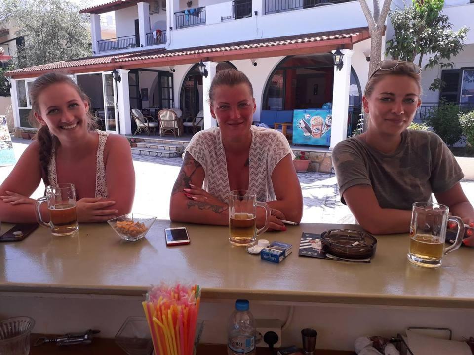 Akti Panela Beach Hotel Kávos Dış mekan fotoğraf