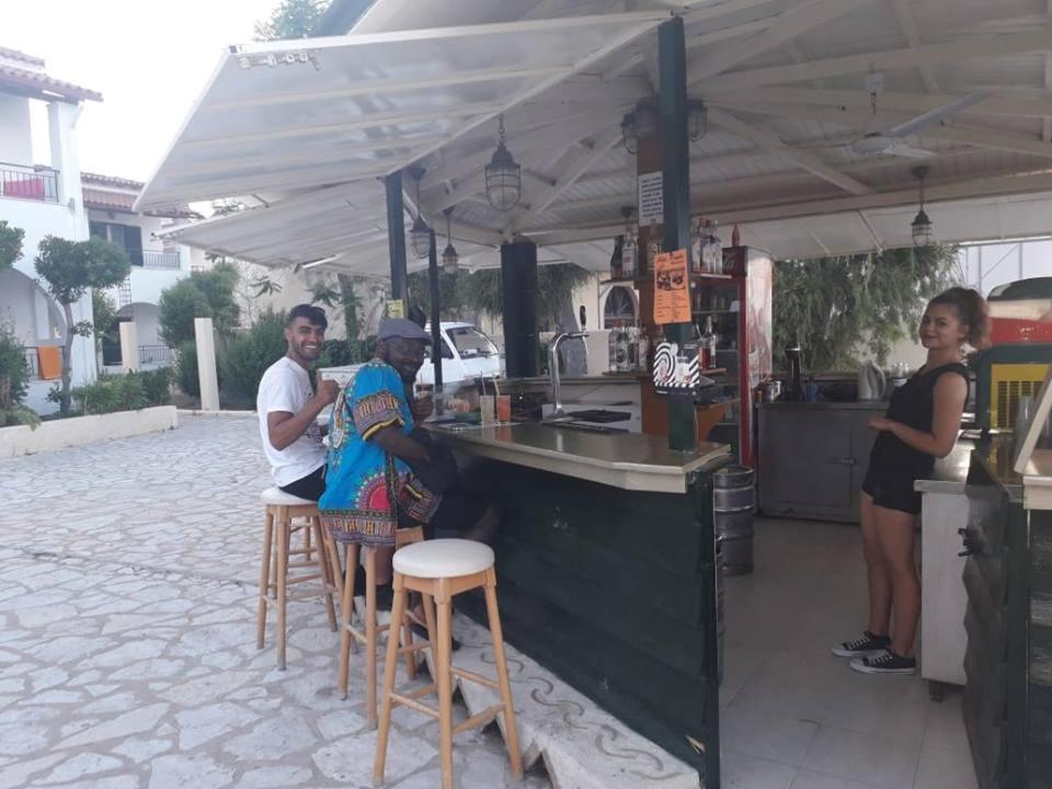 Akti Panela Beach Hotel Kávos Dış mekan fotoğraf